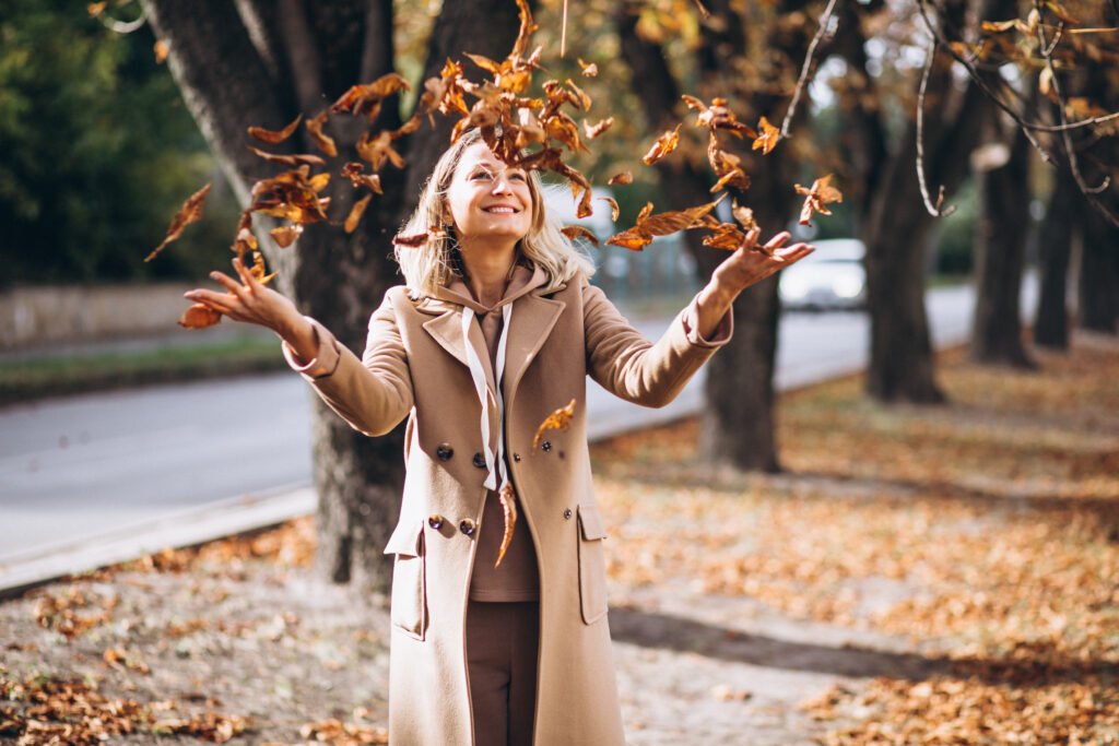 Mujer en otoño
